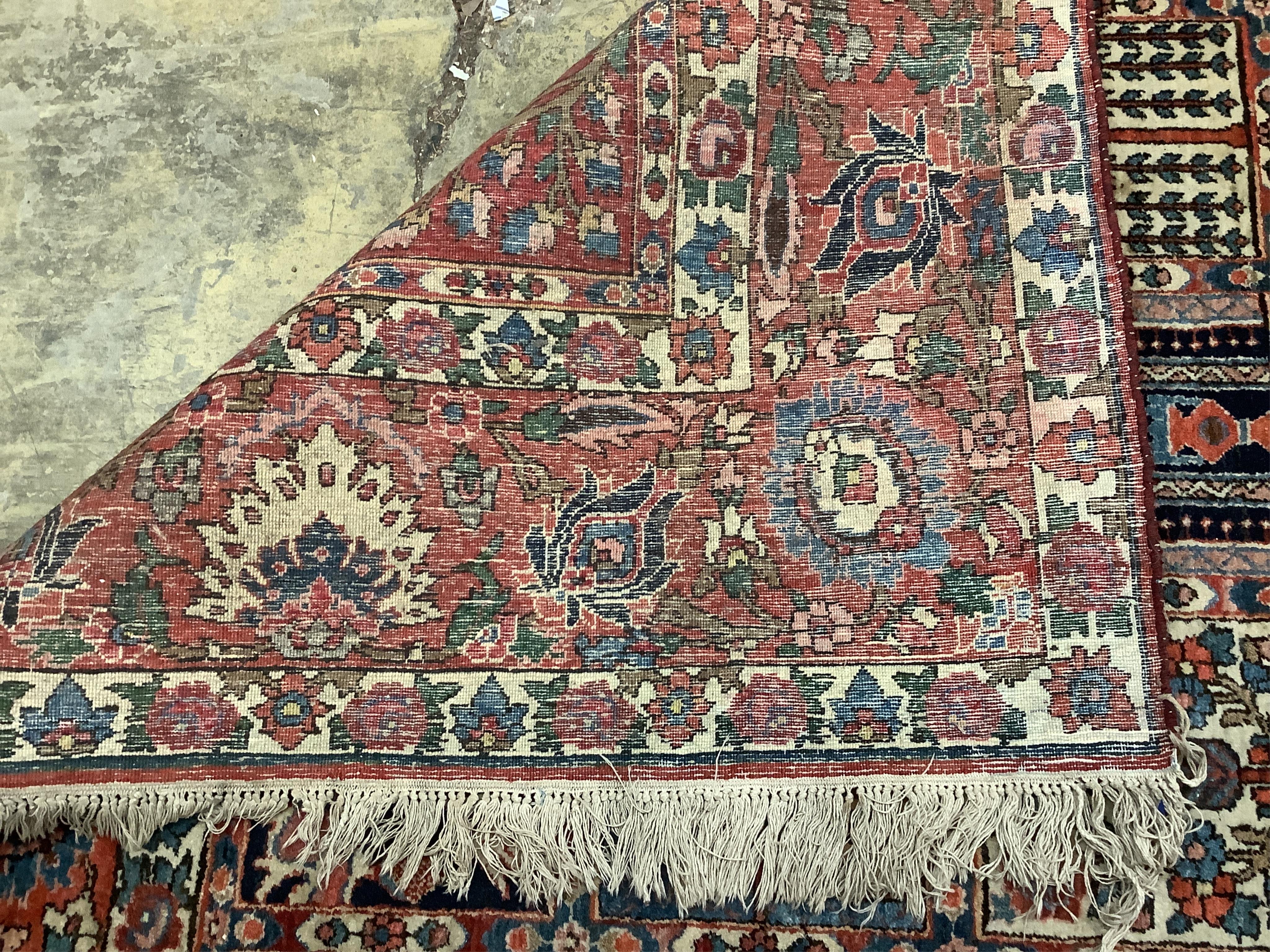 A Baktiari carpet, 418 x 314cm